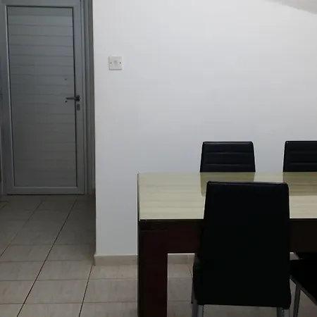 阿格里诺公寓酒店