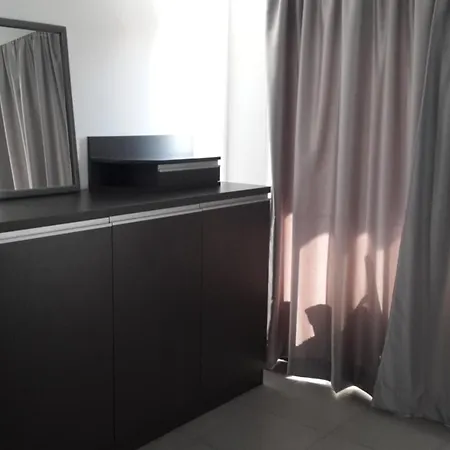 阿格里诺公寓酒店 3* 圣纳帕