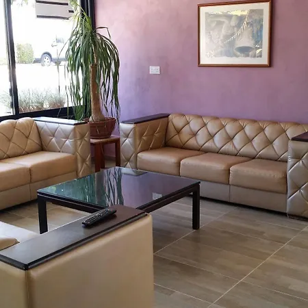阿格里诺公寓酒店